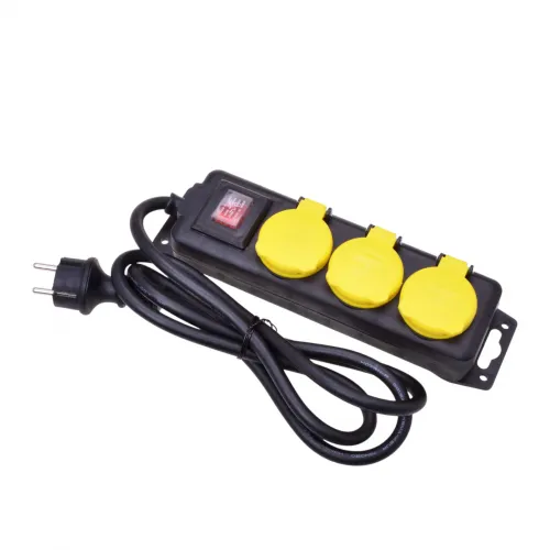 3er-Steckerleiste outdoor mit Schalter